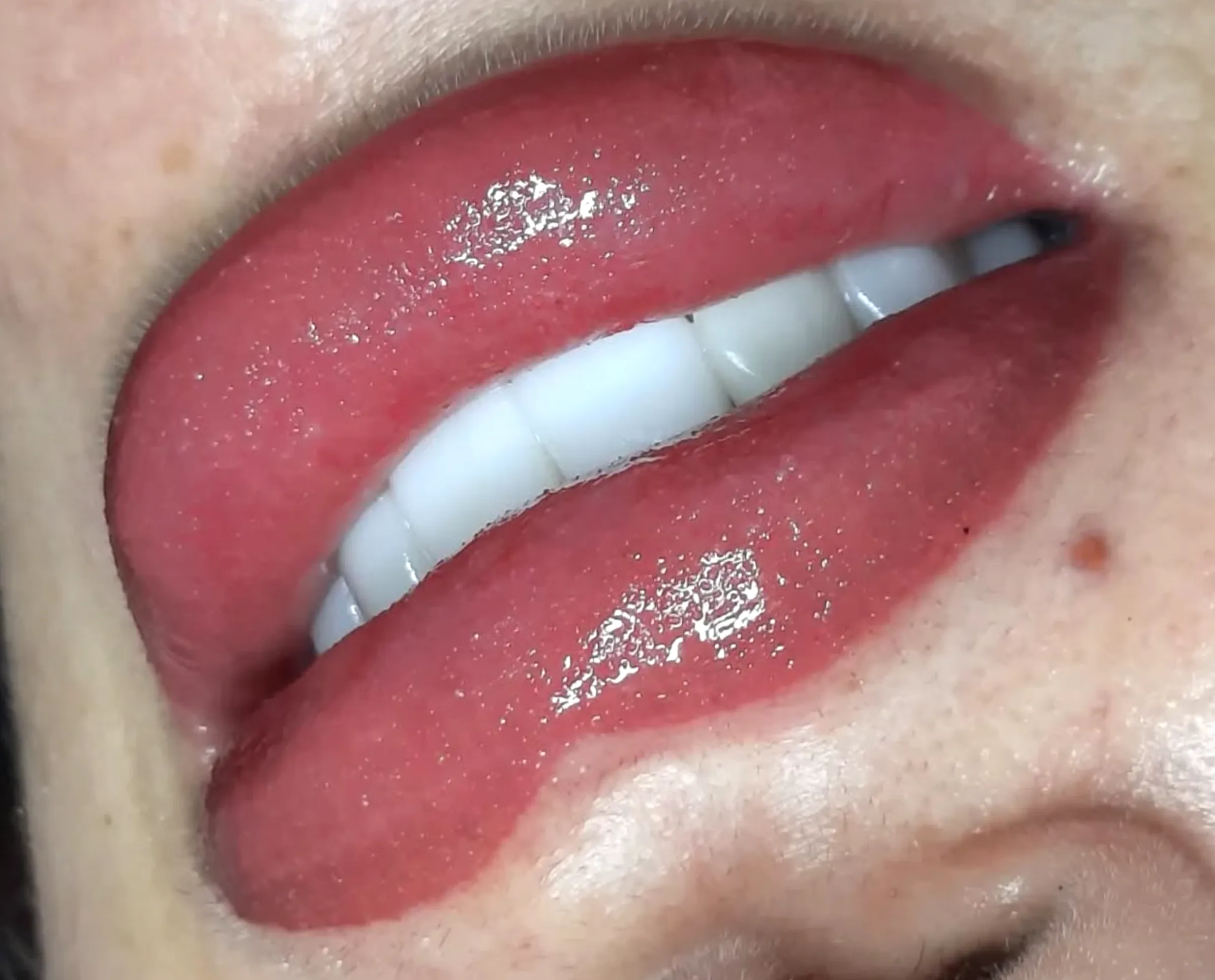 semi permanent lip tattoo